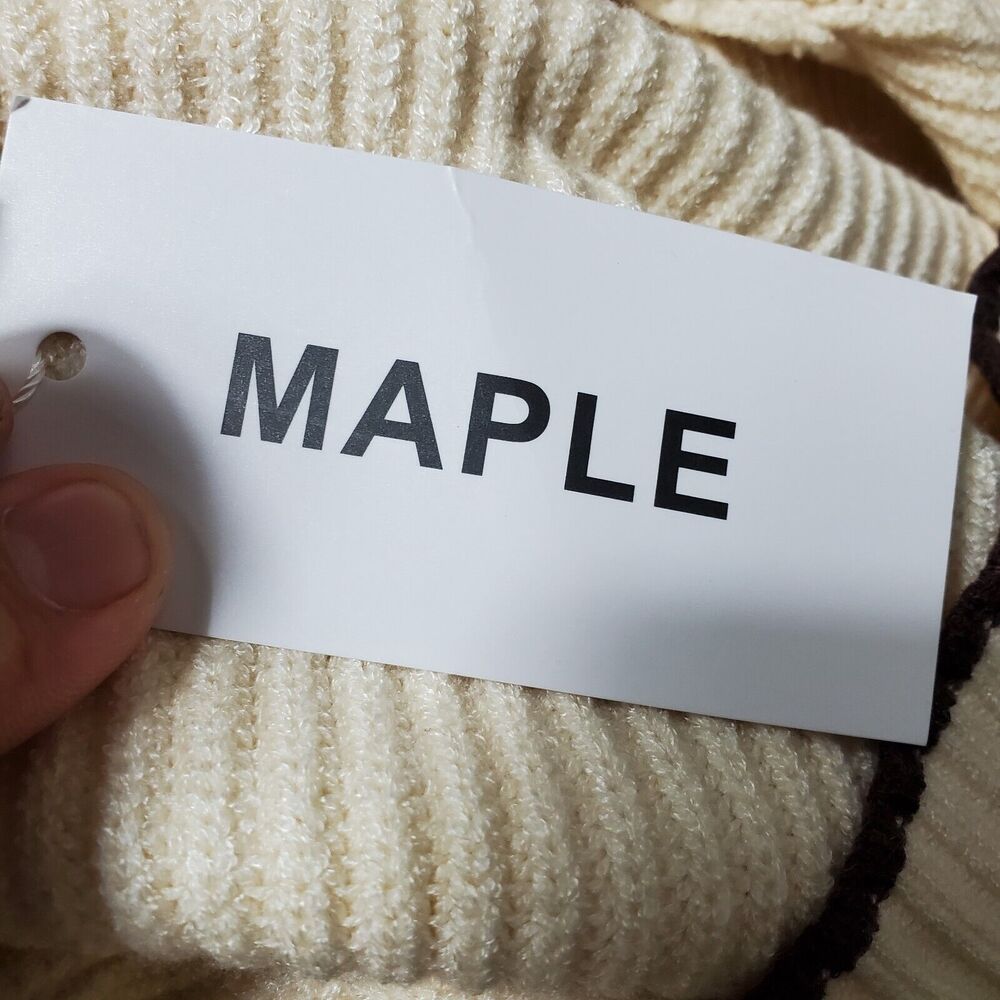 Maple Button Knit Cardigan Size Small - Picture 6 of 7